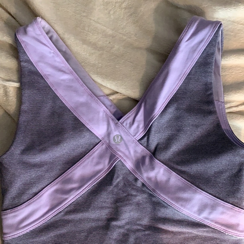 Lululemon lilac striped top, super cute! PRICES NEGOTIABLE!!